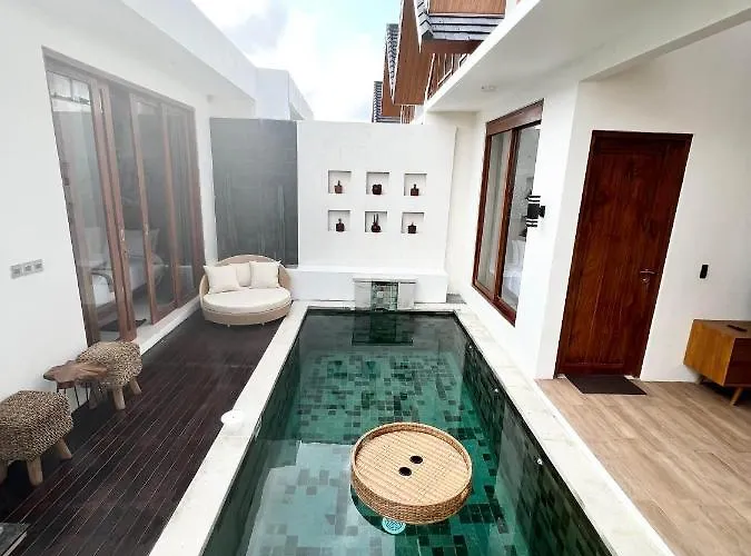 Bali Bird فندق 4*
