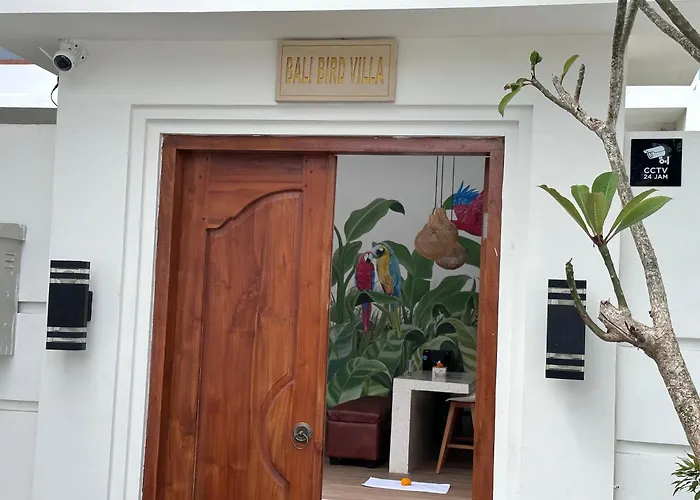 فندق Bali Bird سمينياك