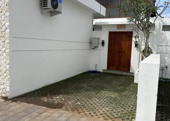 Bali Bird فندق سمينياك